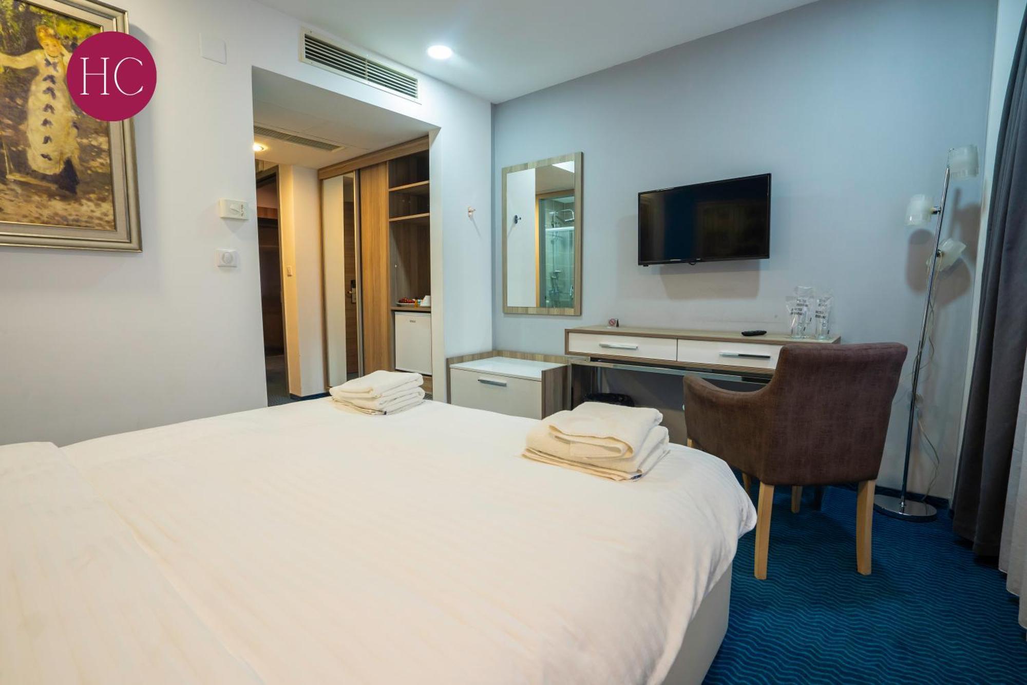 Central Hotel, Fitness And Spa Vinica Екстер'єр фото